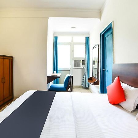 Capital O 48354 The Nest New Delhi Exteriör bild