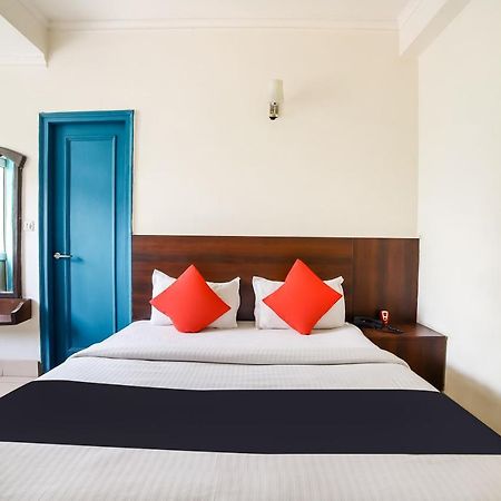 Capital O 48354 The Nest New Delhi Exteriör bild