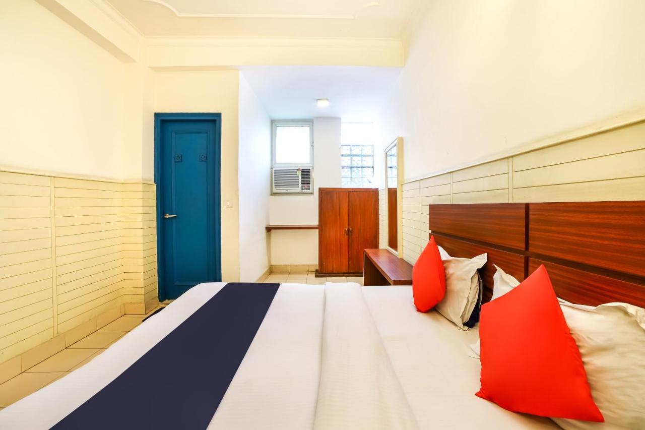 Capital O 48354 The Nest New Delhi Exteriör bild