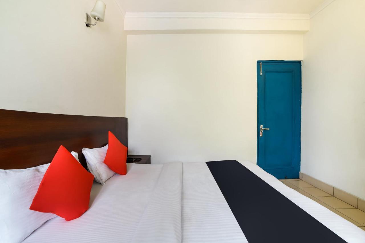 Capital O 48354 The Nest New Delhi Exteriör bild